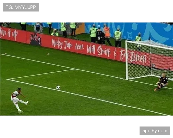 前裁判：科莫的点球不存在，VAR犯了一个相当严重的错误